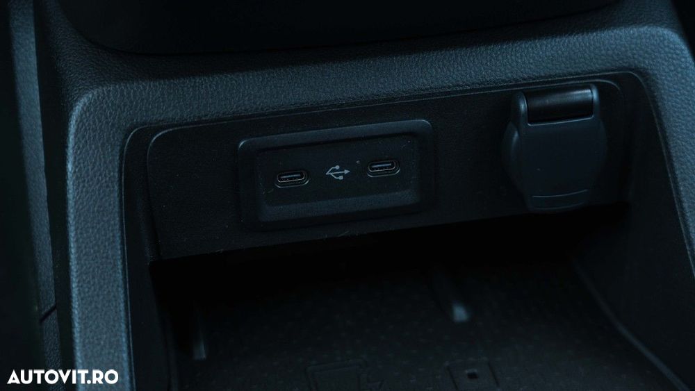 Mercedes-Benz T - 23