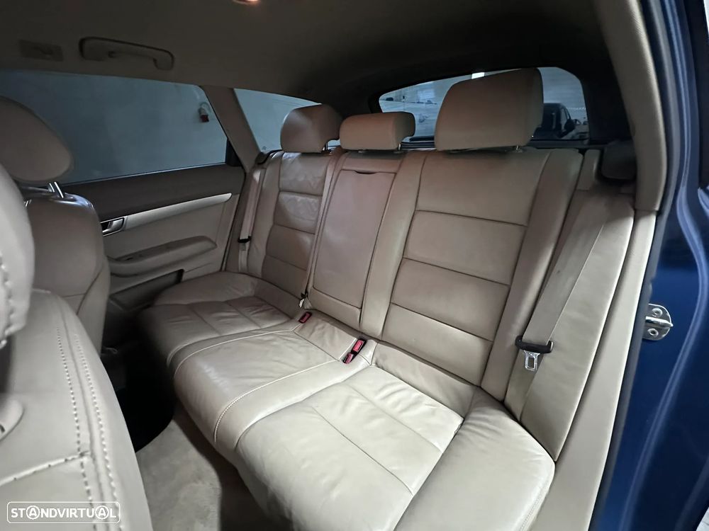 Audi A6 2.7 TDI V6 quattro S-line Tiptronic - 12