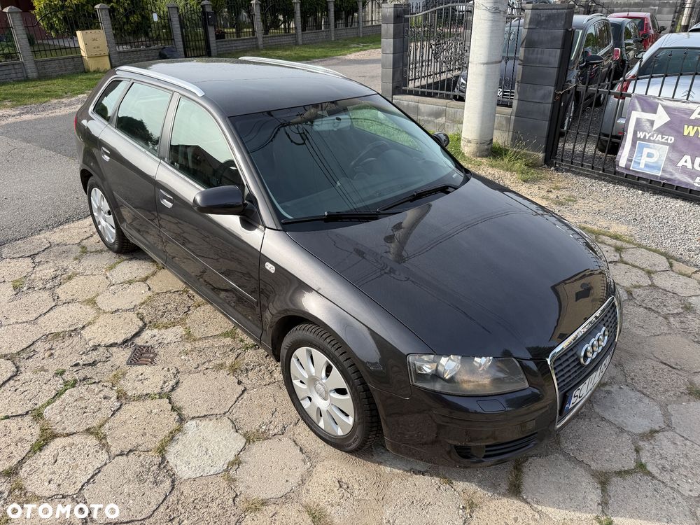 Audi A3 Sportback 1.6 FSI Ambition - 13