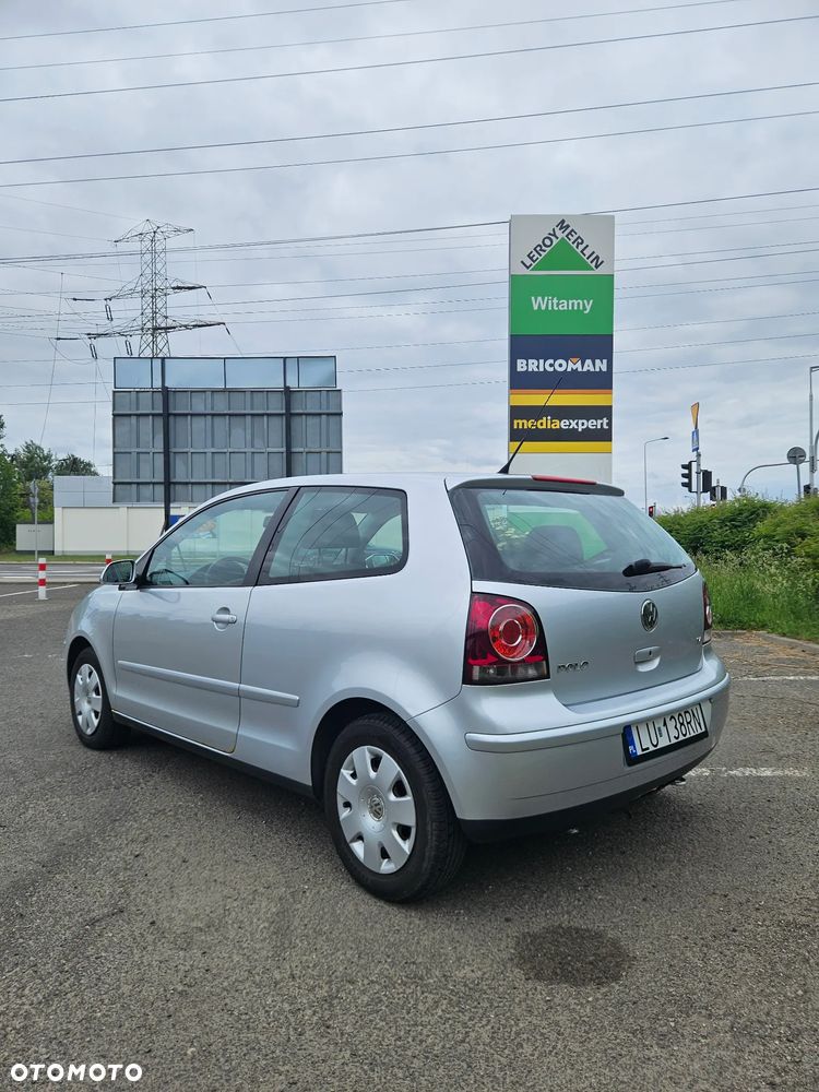 Volkswagen Polo 1.4 16V Comfortline - 5