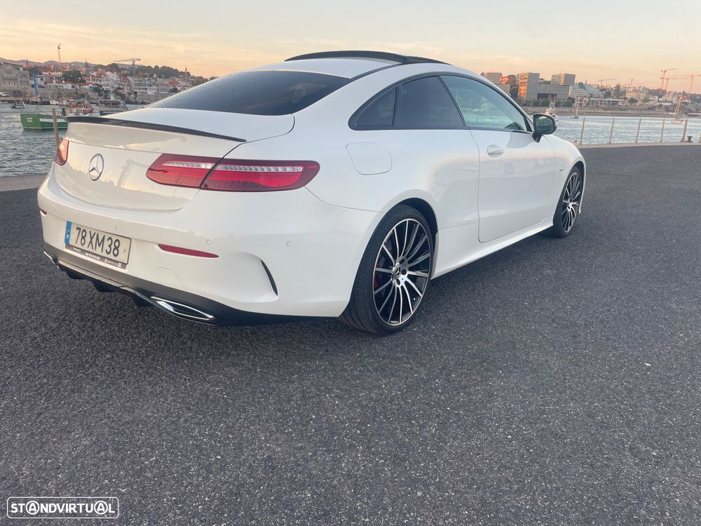 Mercedes-Benz E 220 d AMG Line - 4