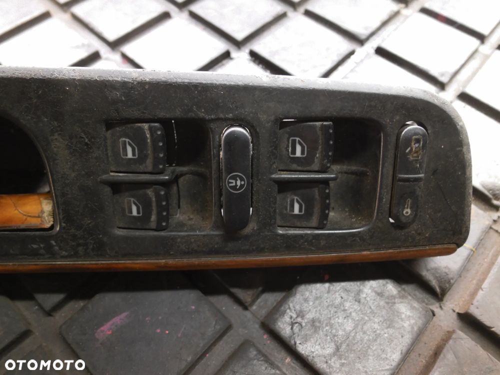 PANEL PRZEŁĄCZNIK SZYB VW GOLF IV 1J4959857 POSIADAM 4 SZT - 12