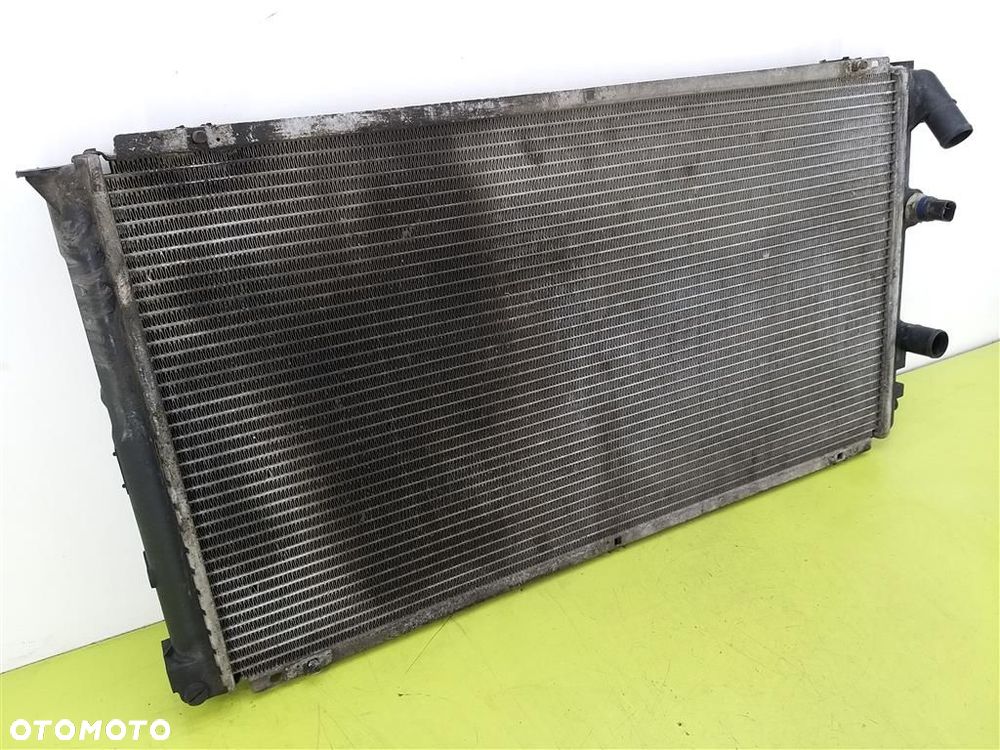 Chłodnica wody Renault Master II 2 1998-2003 2,5 DCI - 6