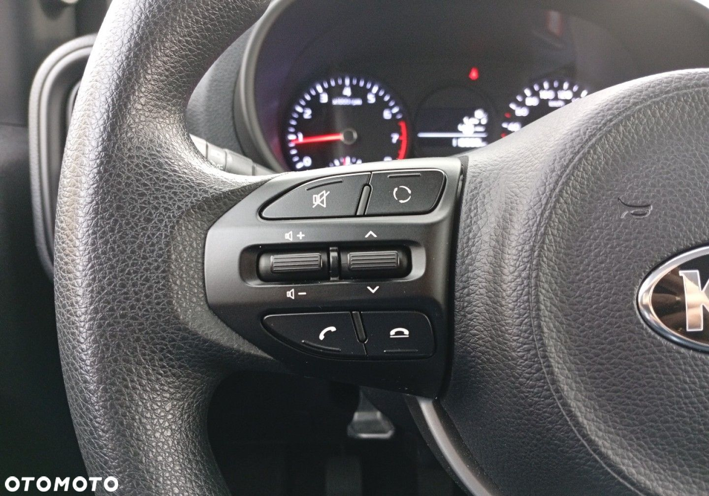 Kia Picanto - 33