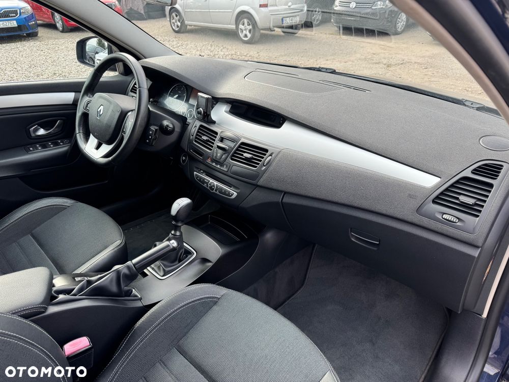 Renault Laguna dCi 150 FAP Dynamique - 13