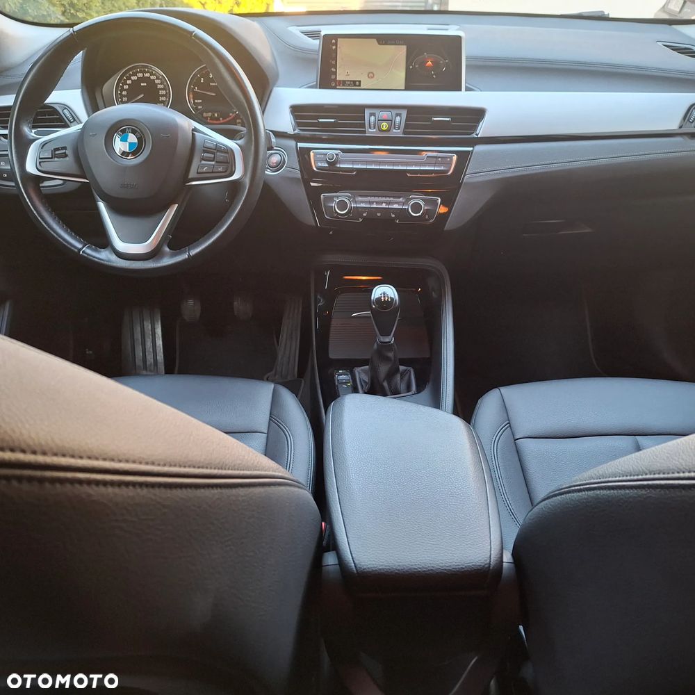 BMW X2 sDrive18i GPF Business Edition - 16