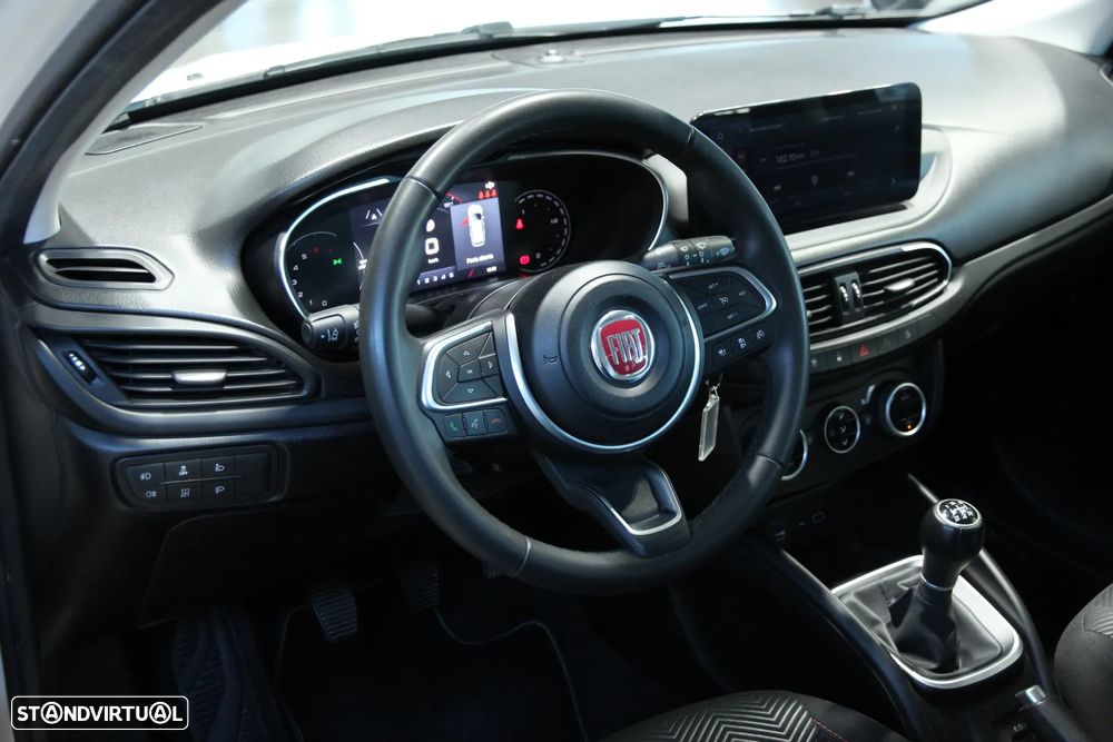 Fiat Tipo Station Wagon Cross 1.0 GSE T3 Cross - 13