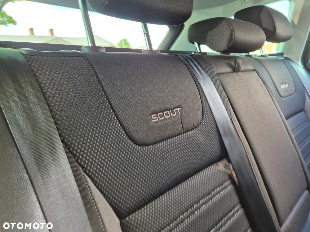 Skoda Octavia 2.0 TDI DSG 4x4 Scout - 21