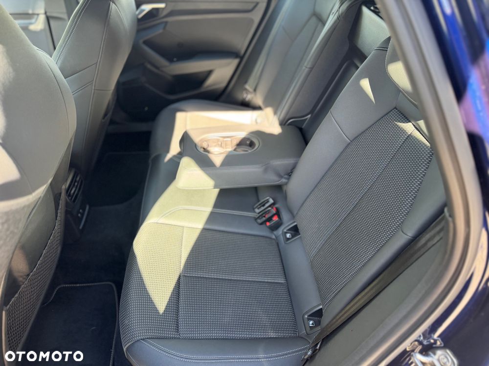 Audi A3 Sportback 30 TDI S tronic S line - 12