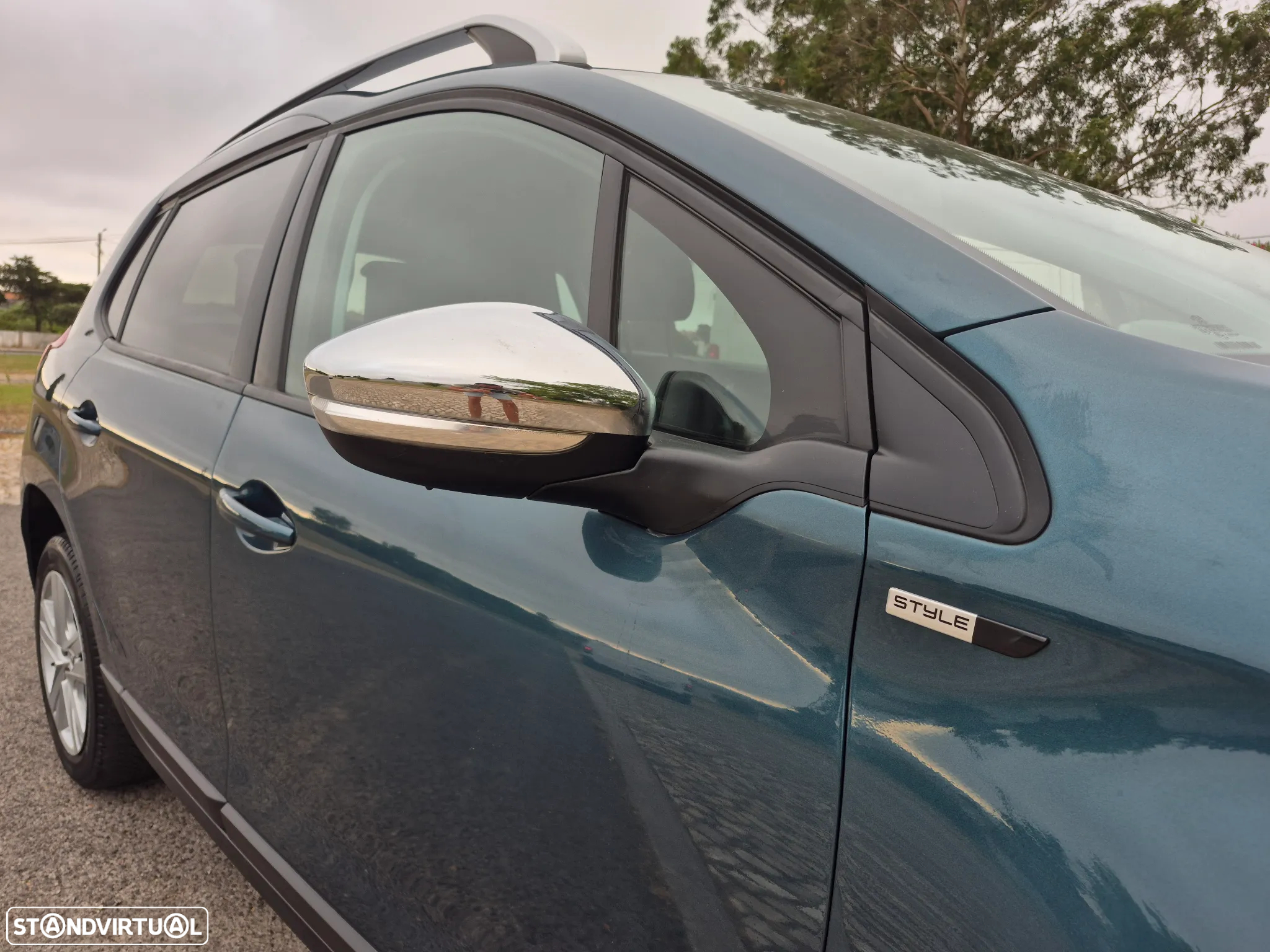 Peugeot 2008 1.2 PureTech Style - 10