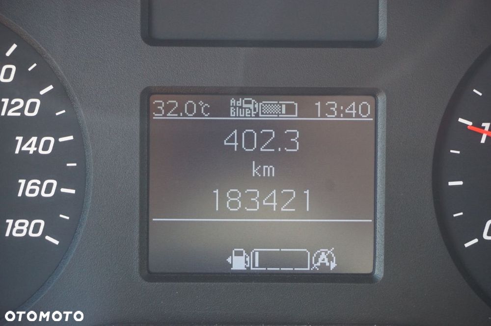 Mercedes-Benz Sprinter - 14