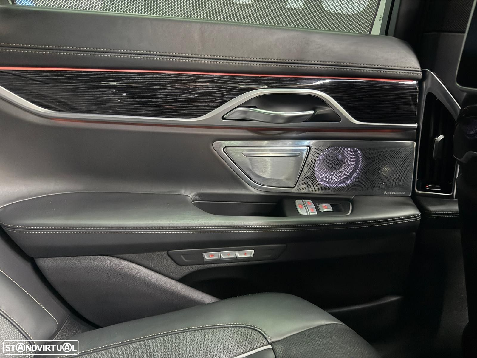 BMW 740 d xDrive Pack M - 46