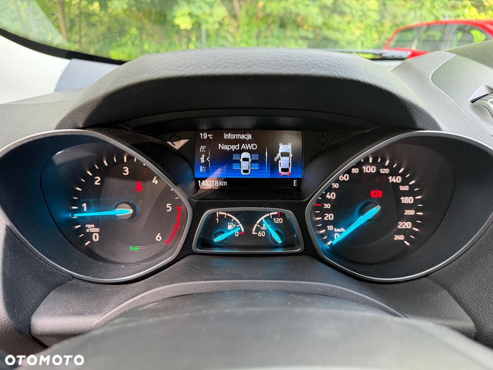 Ford Kuga 2.0 TDCi 4x4 Titanium - 19
