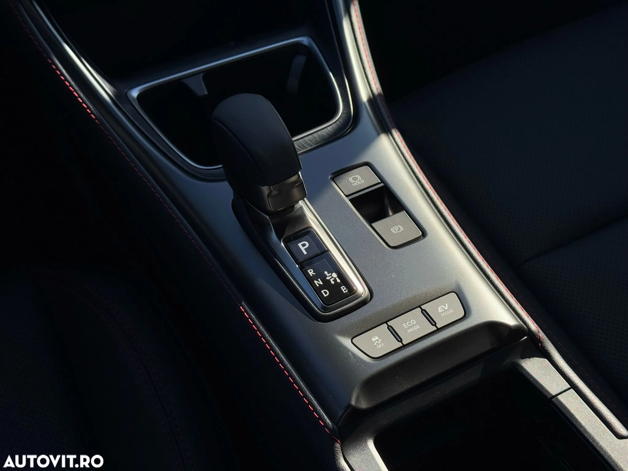 Lexus LBX 1.5 HEV 4x2 CVT Emotion - 25