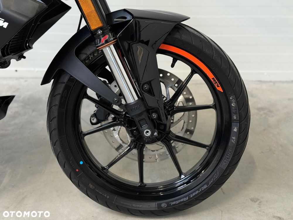 KTM Duke - 11