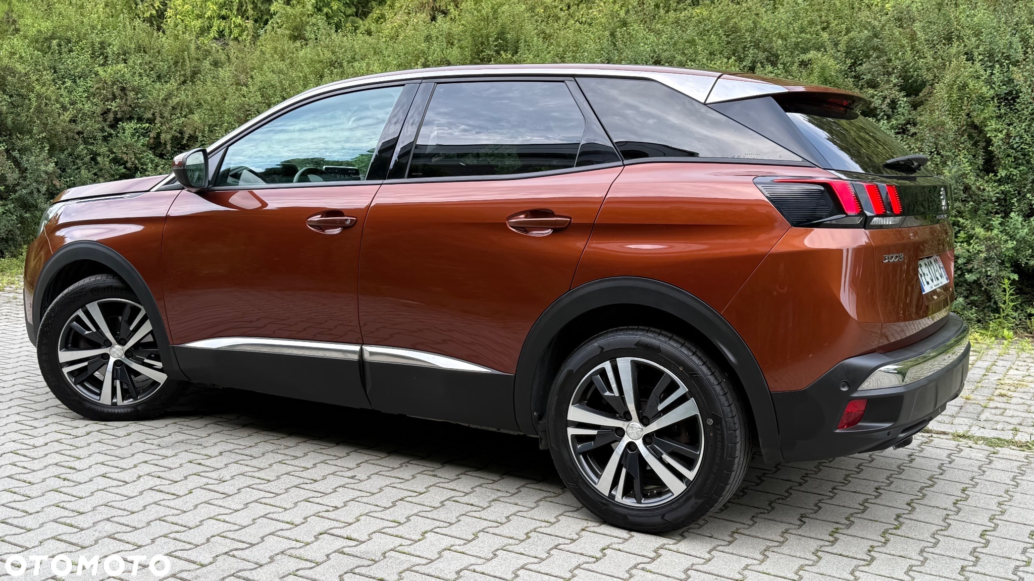 Peugeot 3008 BlueHDi 130 Stop & Start EAT8 Allure - 3