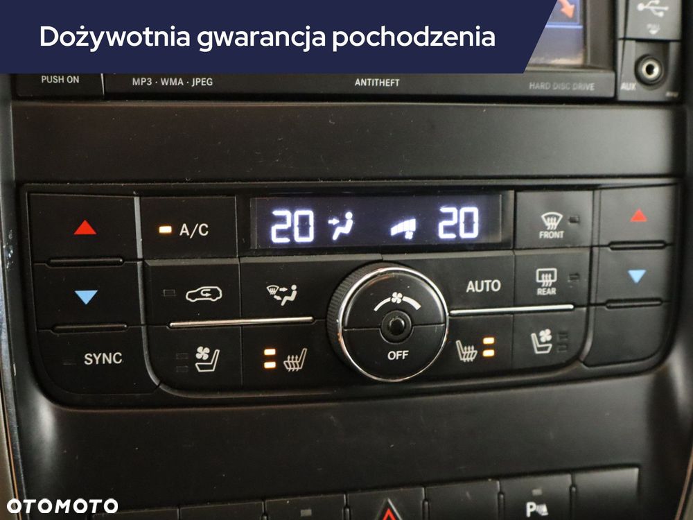 Jeep Grand Cherokee - 17