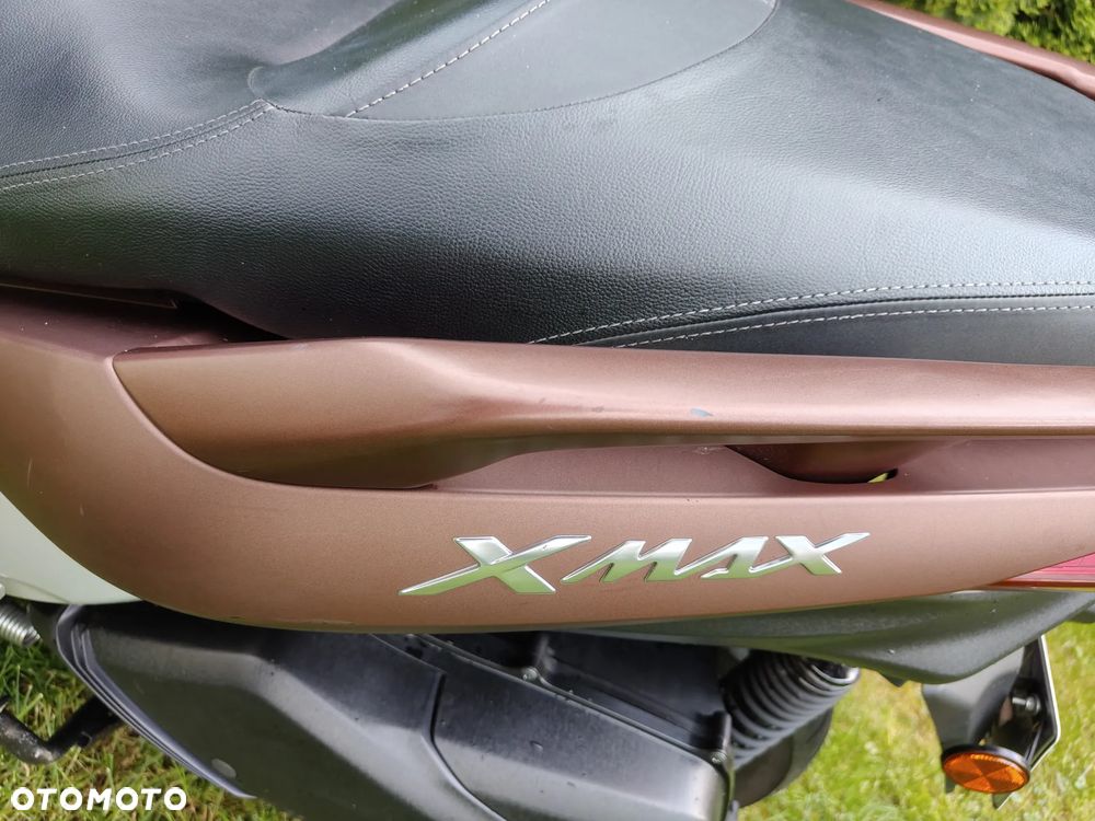 Yamaha X-max - 14