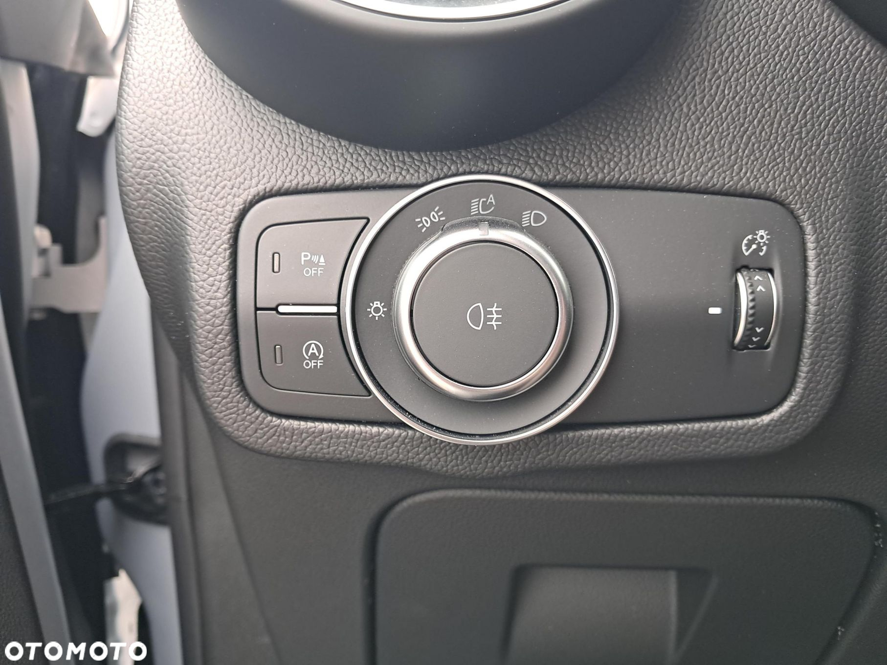 Alfa Romeo Stelvio - 17