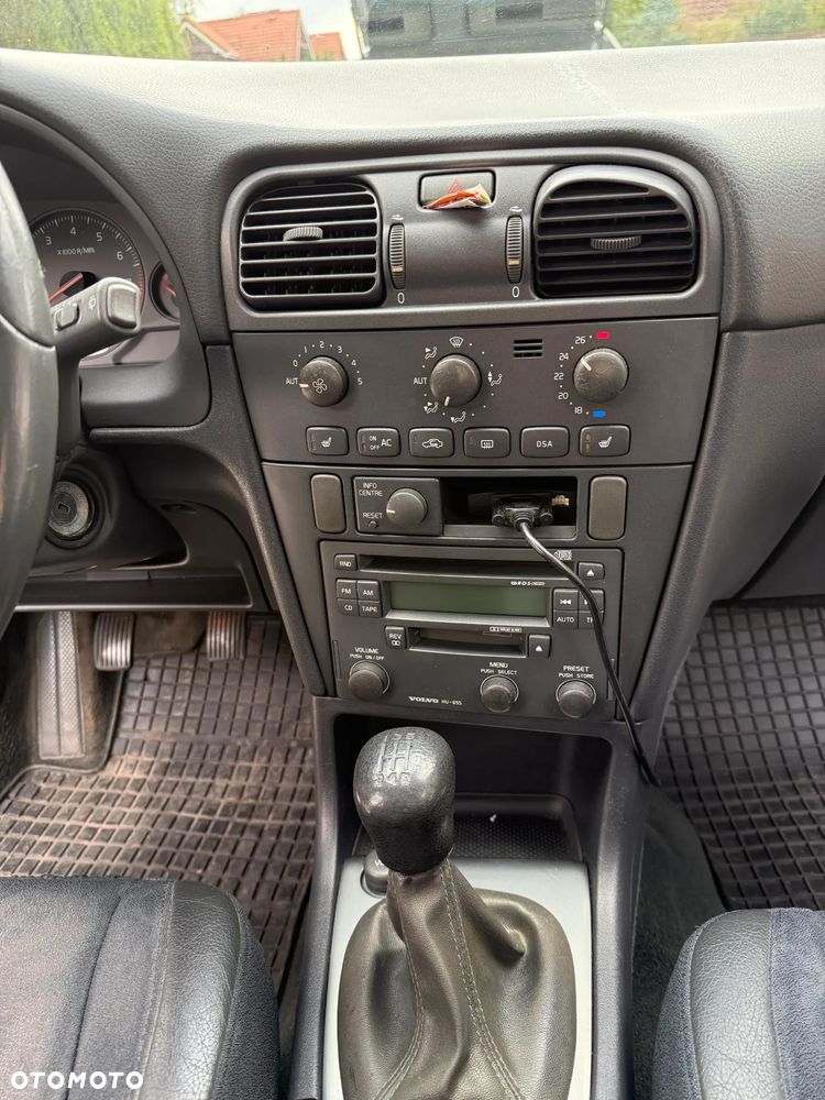 Volvo V40 2.0 T4 - 14