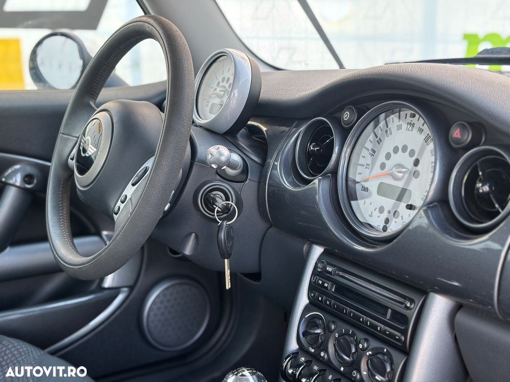 Mini Cooper Standard - 10