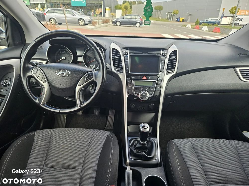 Hyundai i30 1.6 GDI Comfort - 11