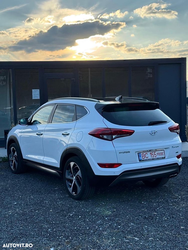Hyundai Tucson 2.0 CRDI 4WD Style - 4
