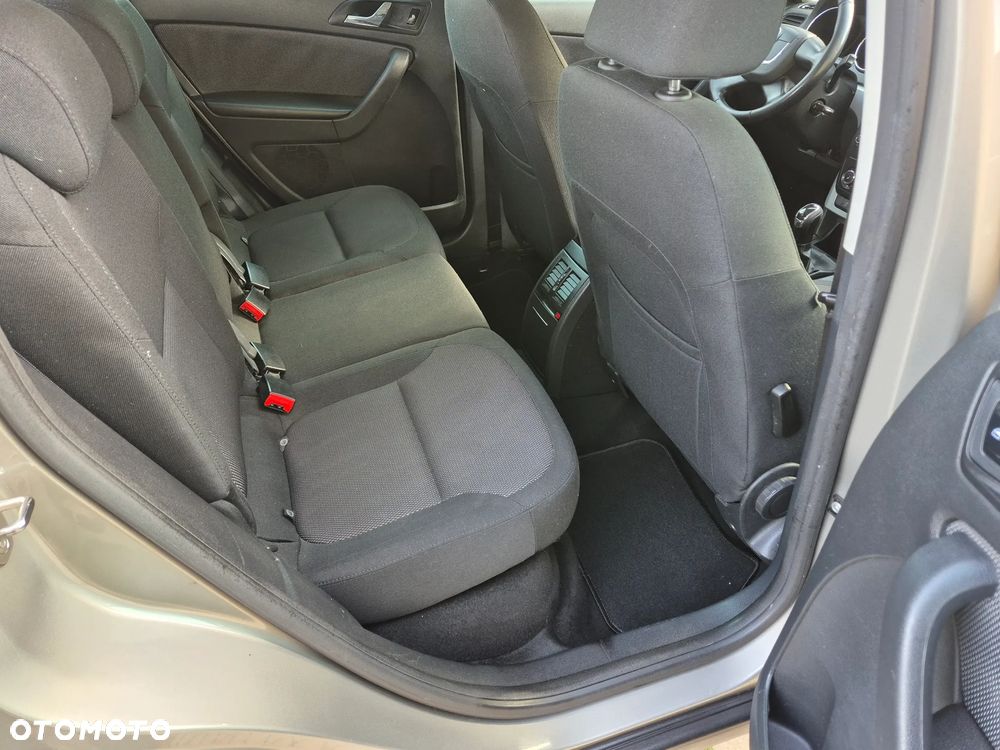 Skoda Yeti 2.0 TDI DPF Active - 13