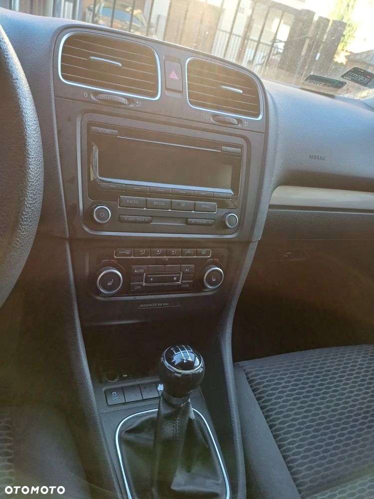 Volkswagen Golf - 13