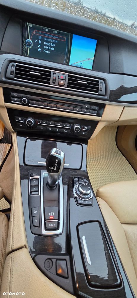 BMW Seria 5 530d xDrive Luxury Line - 36