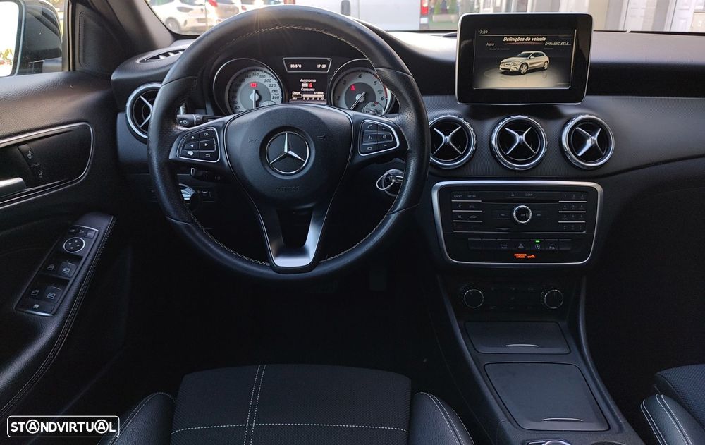Mercedes-Benz GLA 180 CDi Urban Aut. - 14