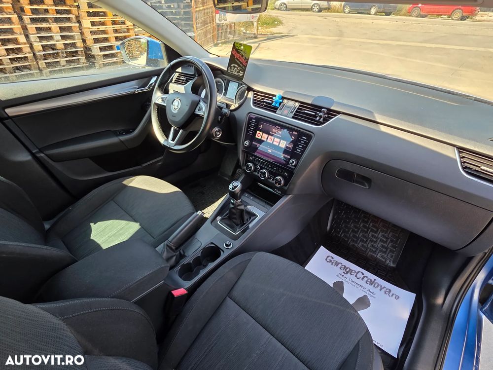 Skoda Octavia 1.6 TDI Active - 11