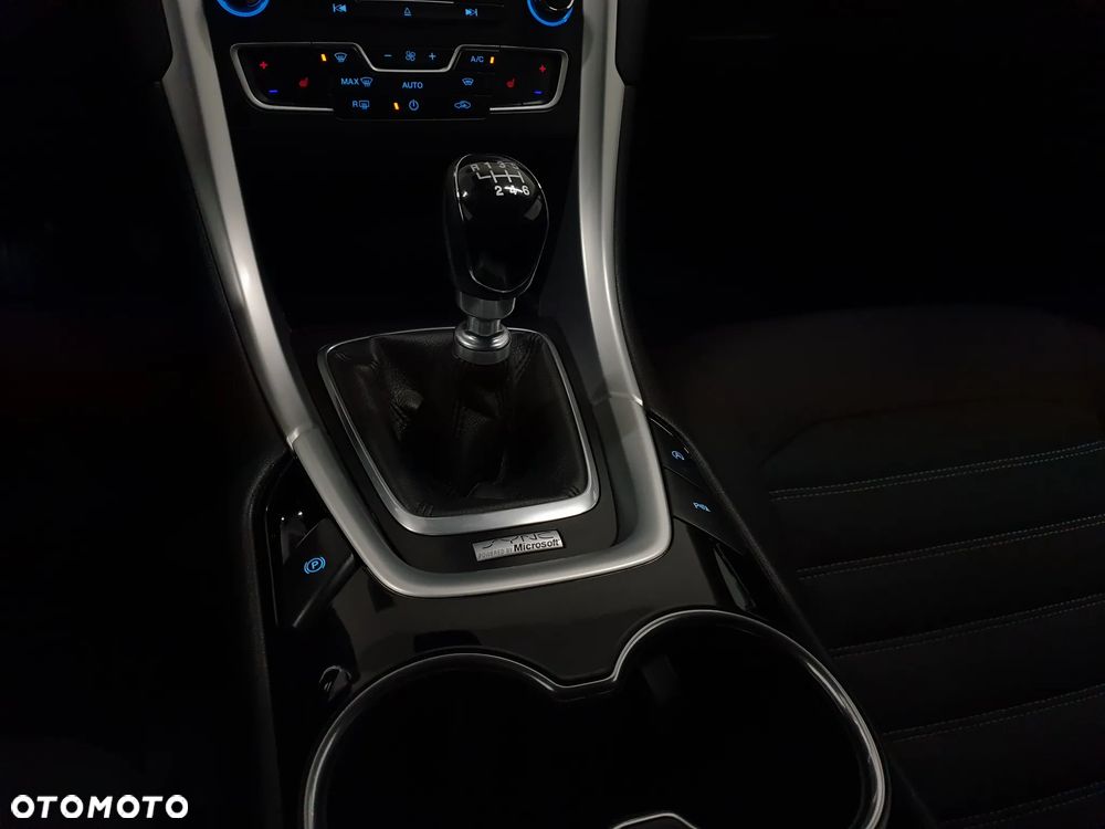 Ford Mondeo - 24