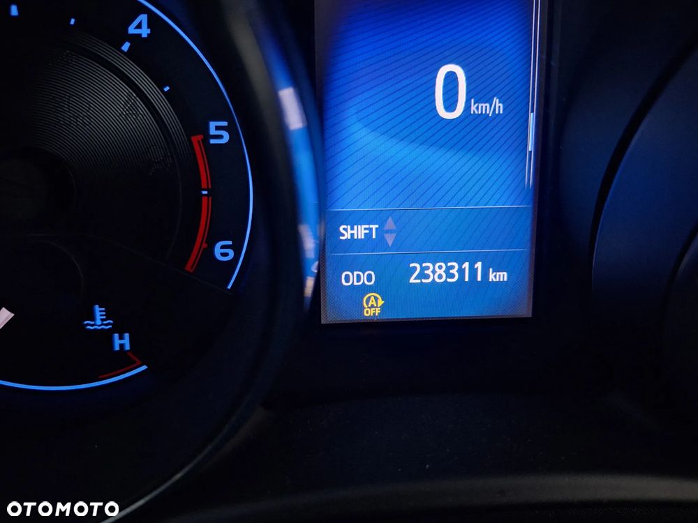 Toyota Auris - 16