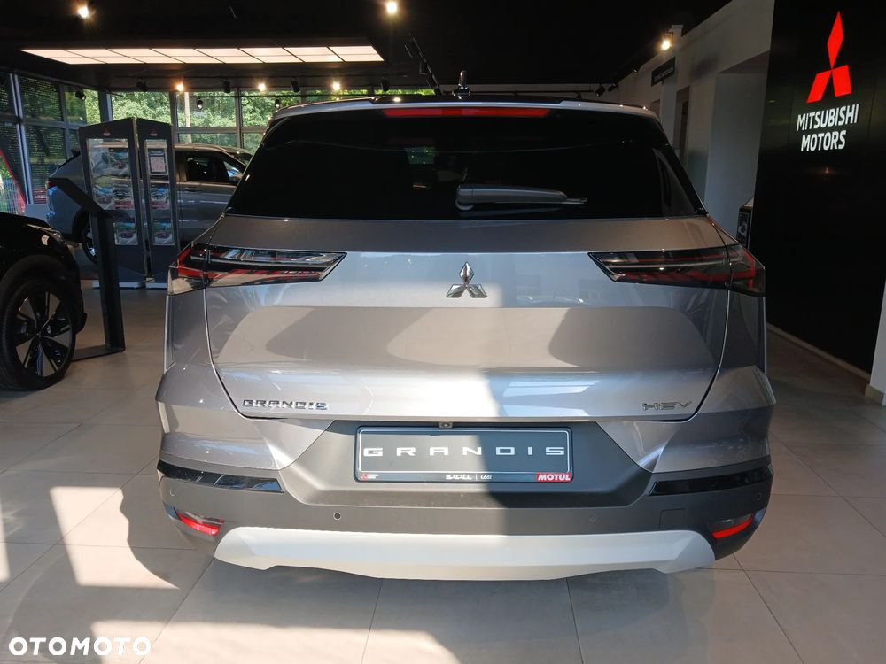 Mitsubishi Grandis 1.8 Hybrid Intense Style Cold - 5