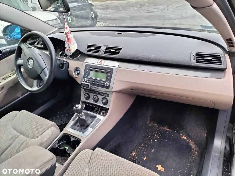 KLAPA BAGAŻNIKA VW PASSAT SEDAN B6 2.0 FSI 05-10r - 12