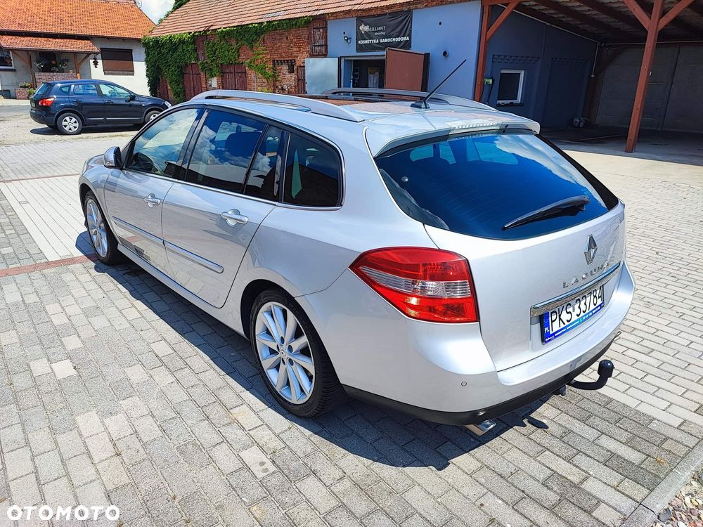 Renault Laguna 3.5 V6 Initiale - 2
