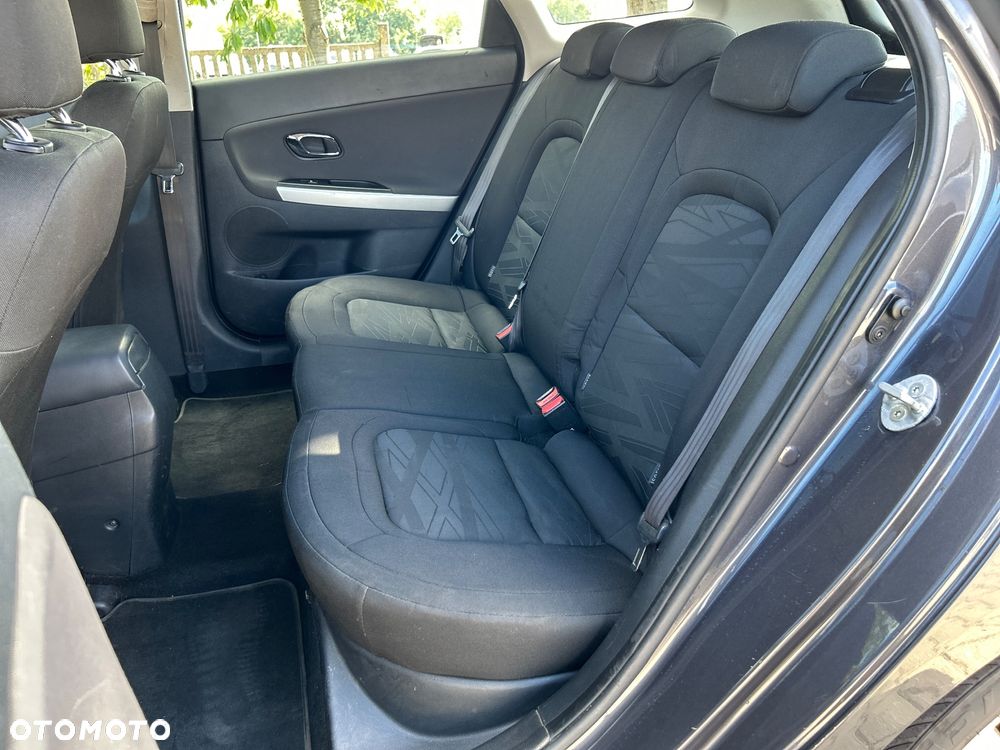 Kia Ceed - 26