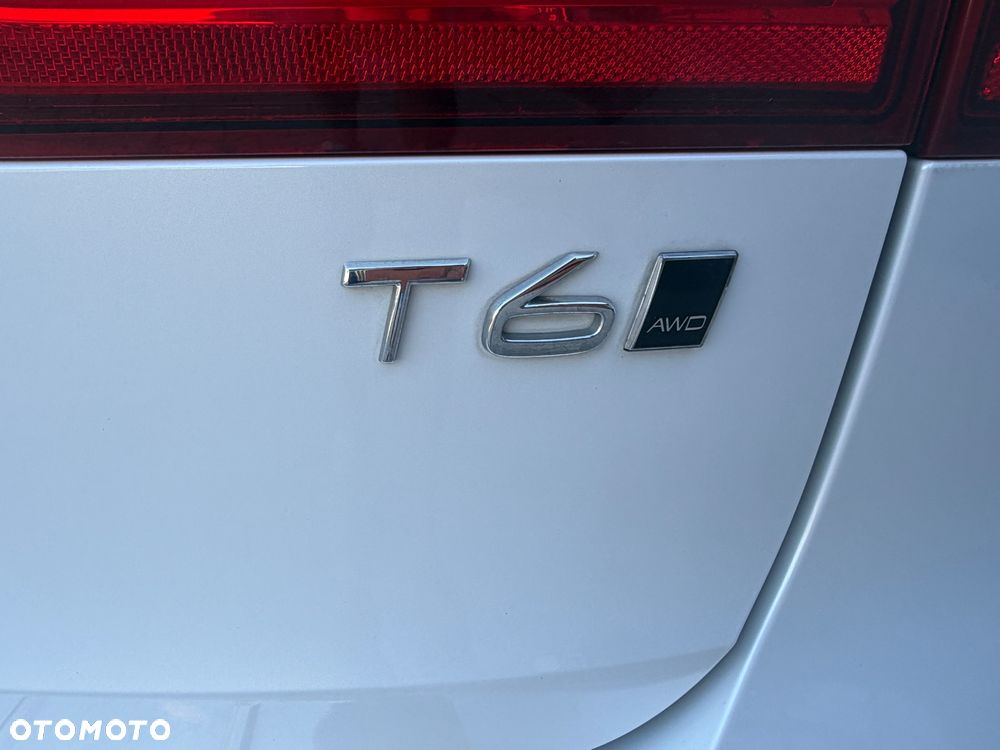 Volvo V90 Cross Country - 10