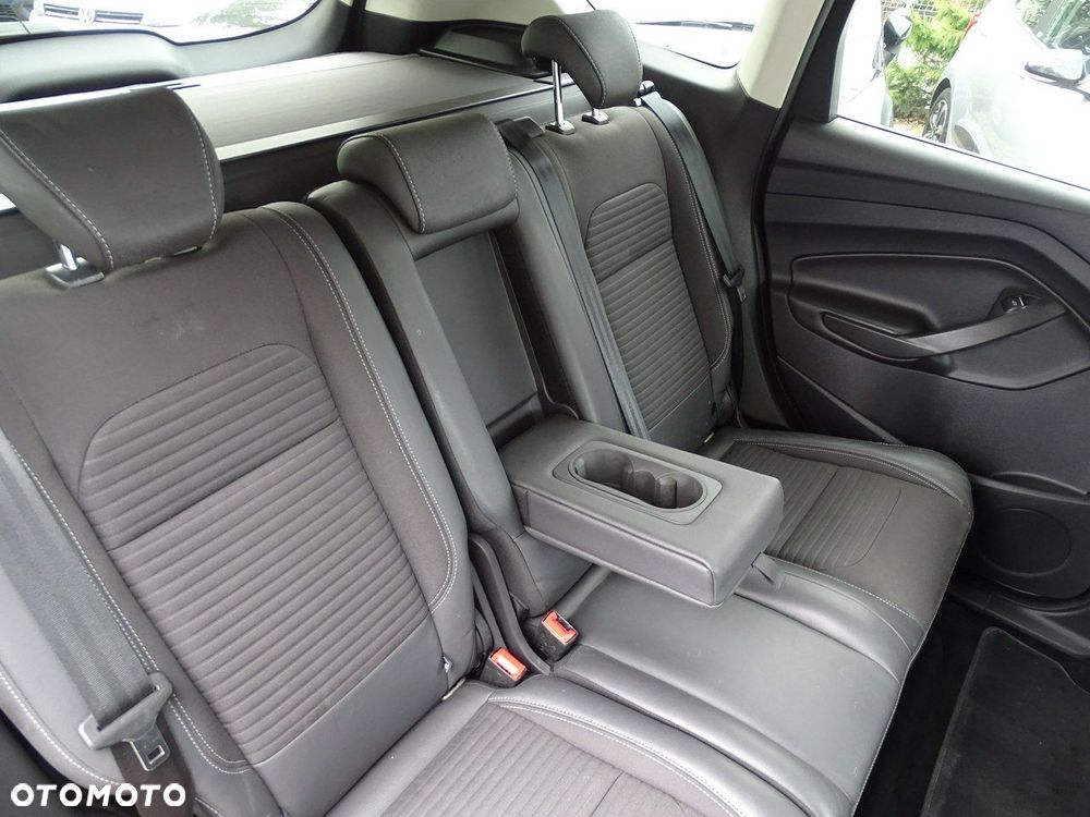 Ford Kuga - 33