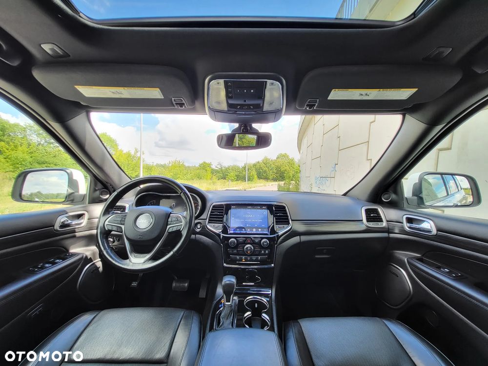 Jeep Grand Cherokee - 18