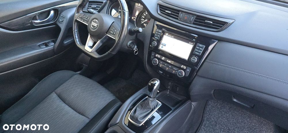 Nissan Qashqai 1.3 DIG-T DCT TEKNA+ - 19