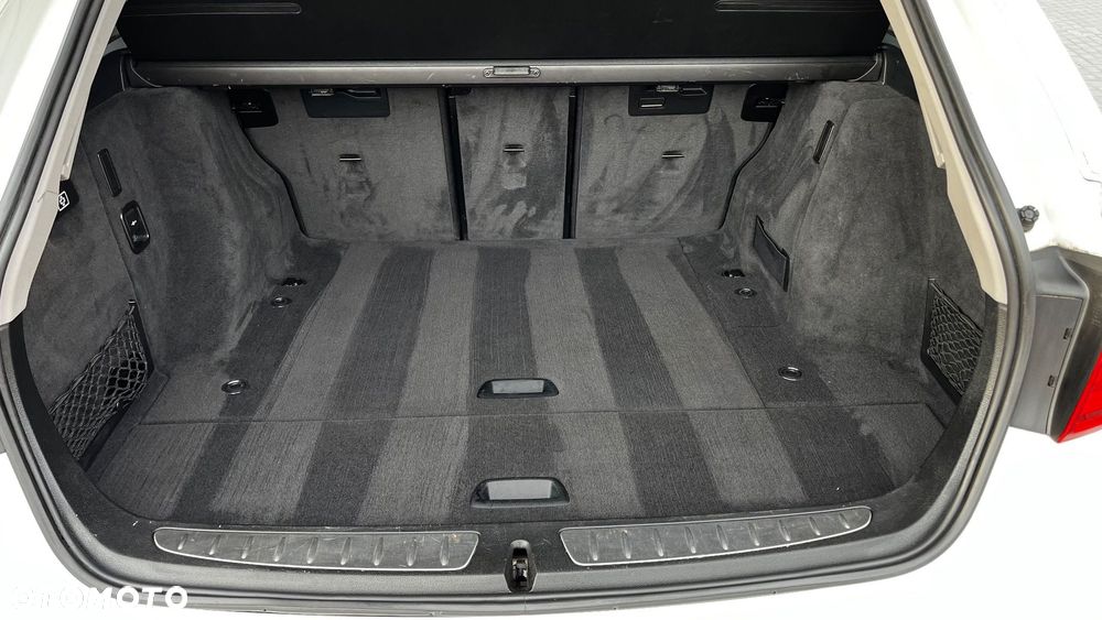 BMW Seria 3 325d - 36
