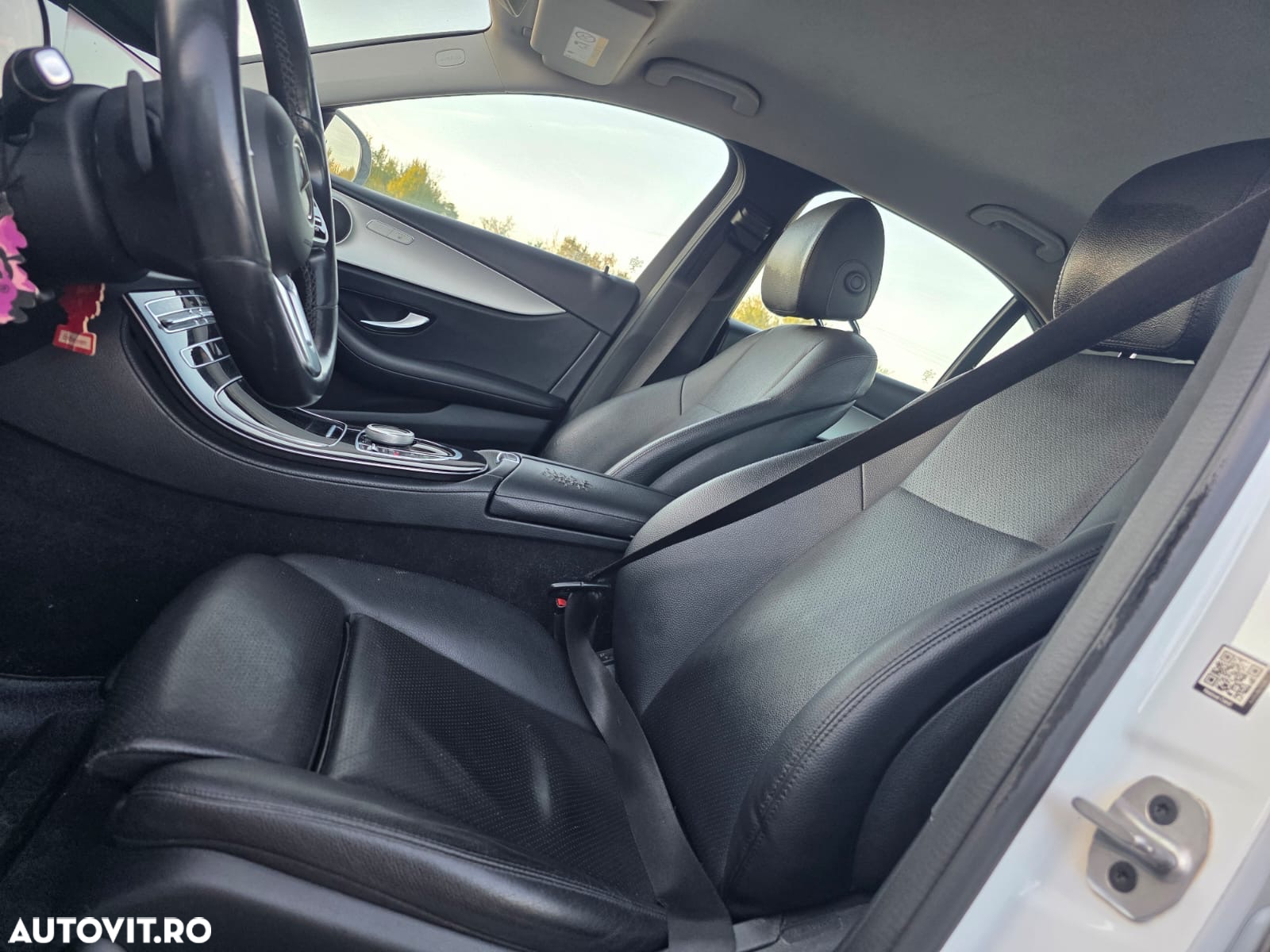 Mercedes-Benz E 220 d T 9G-TRONIC - 9