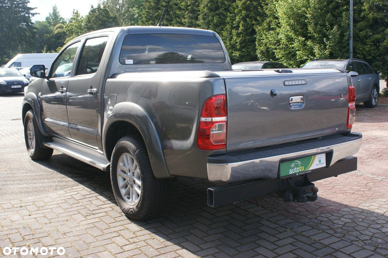 Toyota Hilux - 6