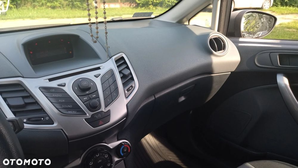 Ford Fiesta 1.4 TDCi Ambiente - 1