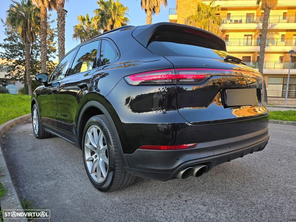 Porsche Cayenne S - 13
