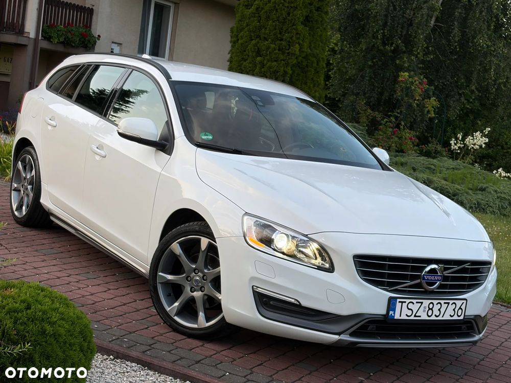 Volvo V60 D3 Momentum - 2