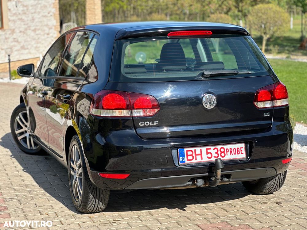 Volkswagen Golf 1.6 Team - 6