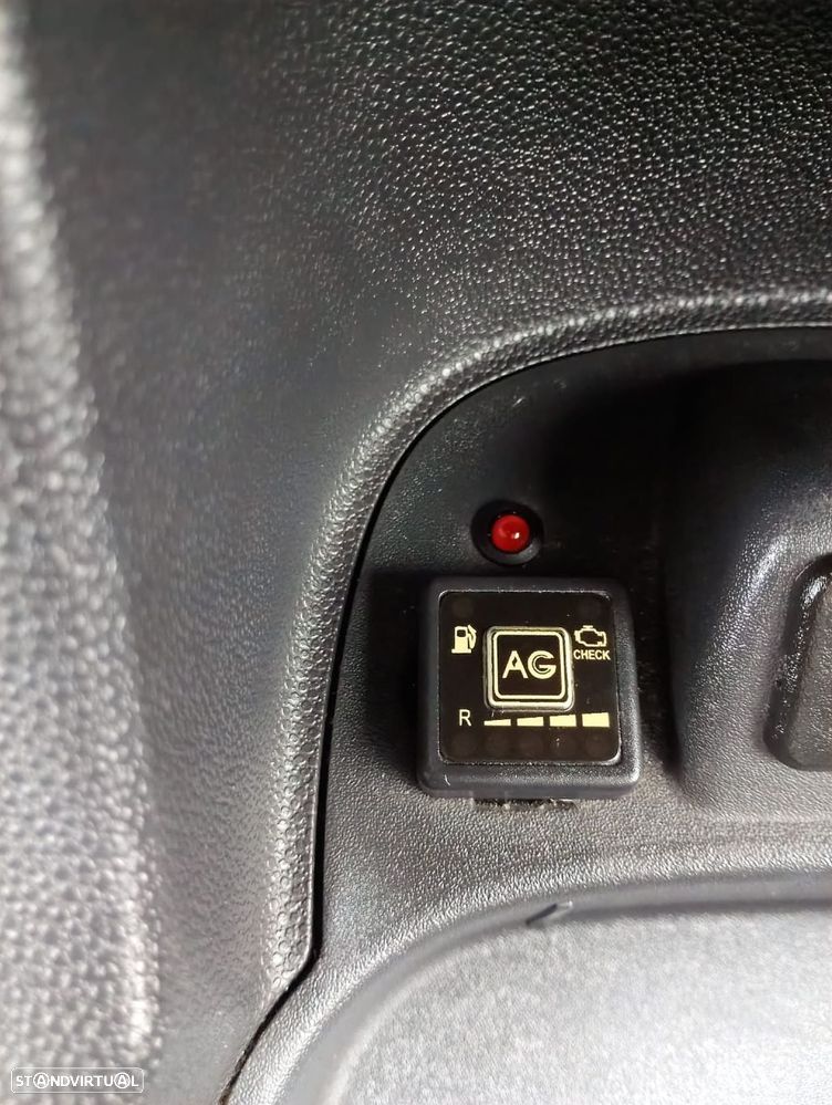 Opel Corsa 1.2 Enjoy FlexFuel - 10